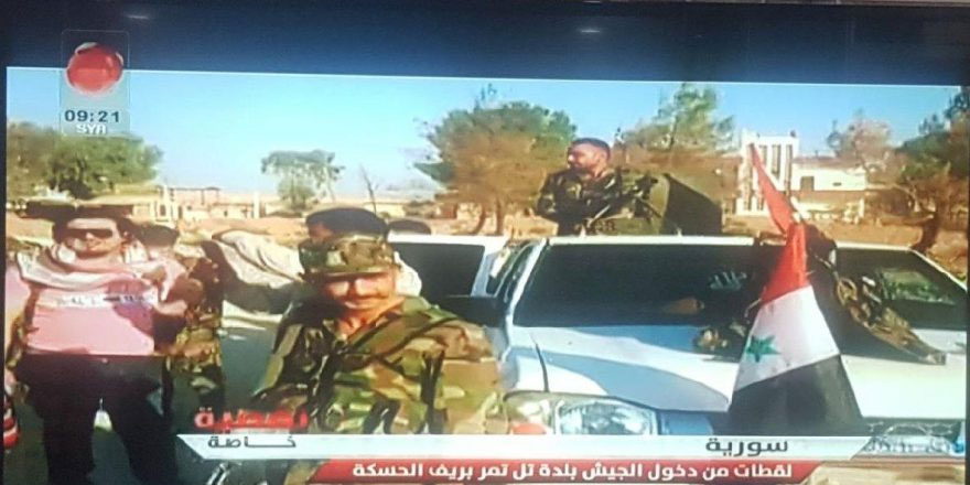 Suriye ordusu ilerliyor, kamu kurumlarına bayrak çekildi