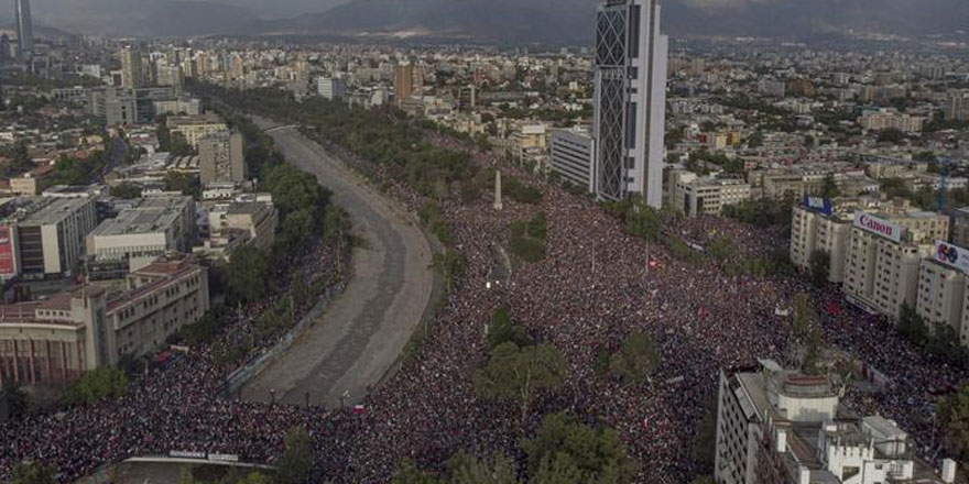 Şili’de protestolar kabine değişikliği getirdi