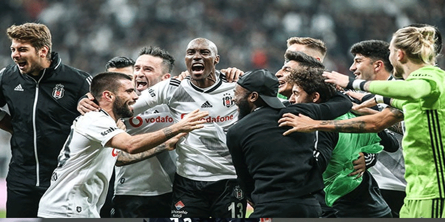 Atiba Hutchinson tek başına Galatasaray'ın orta sahasını durdurdu