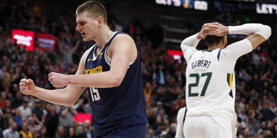 Nicola Jokic’ten tarihe geçen triple double