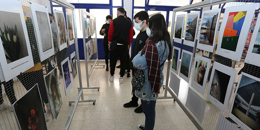 LAÜ İletişim öğrencilerinin “Güz Dönemi Öğrenci Çalışmaları” sergilendi